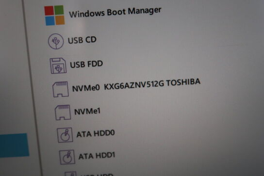 Bærbar computer LENOVO X1 Carbon 7th gen.