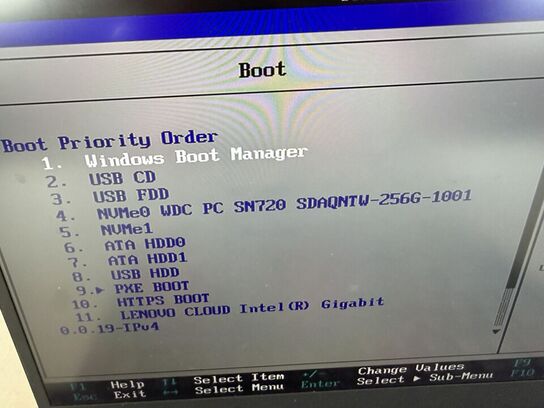 Bærbar computer LENOVO X1 Carbon 7th gen.