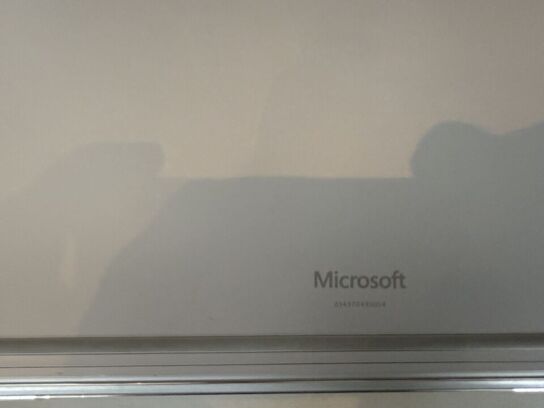 Bærbar computer MICROSOFT Surface Book 2