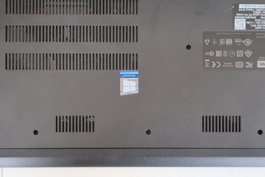 Bærbar computer LENOVO V110-15ISK