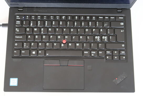 Bærbar computer LENOVO X1 Carbon 7th gen.