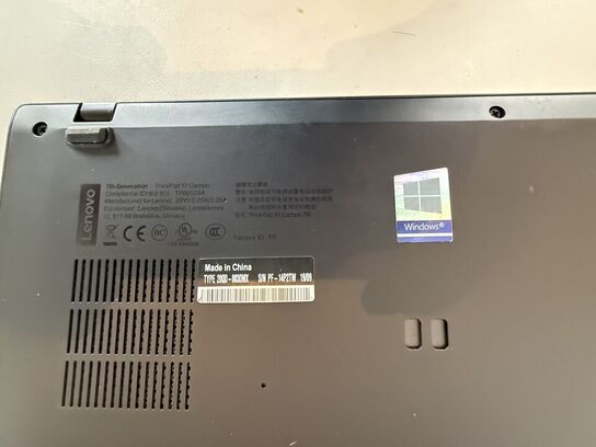 Bærbar computer LENOVO X1 Carbon 7th gen.