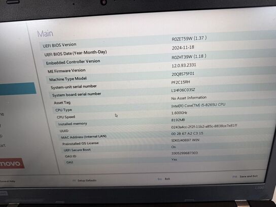 Bærbar computer LENOVO L590