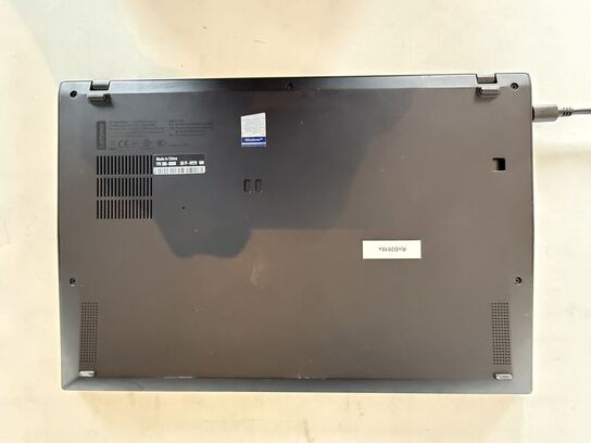 Bærbar computer LENOVO X1 Carbon 7th gen.