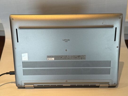 Bærbar computer DELL Latitude 7440