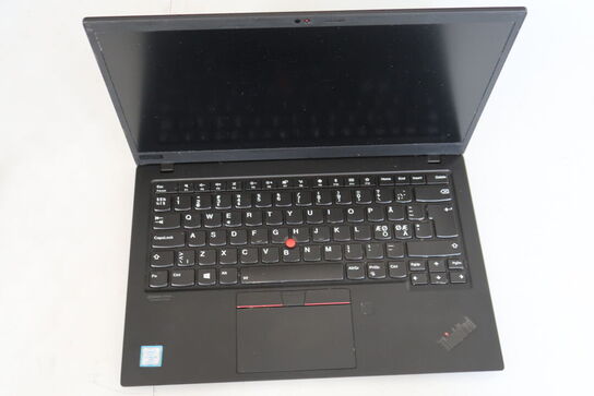 Bærbar computer LENOVO X1 Carbon 7th gen.