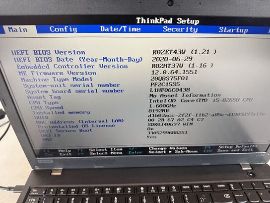 Bærbar computer LENOVO L590