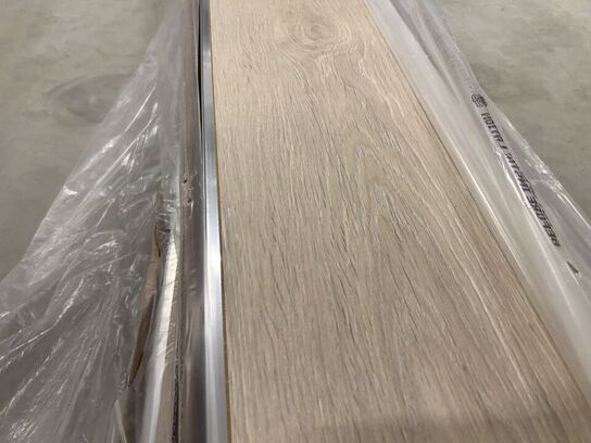 Berryalloc trægulv 7m2