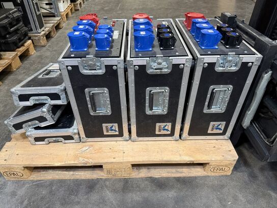 PDU CEE 32/3 > 3xCEE 32/1 + 3xCEE 16/1