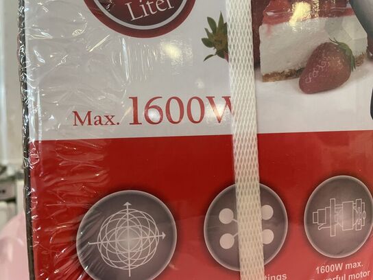 Køkkenmaskine ROYALTY LINE. 1600W, 6,0 liter.