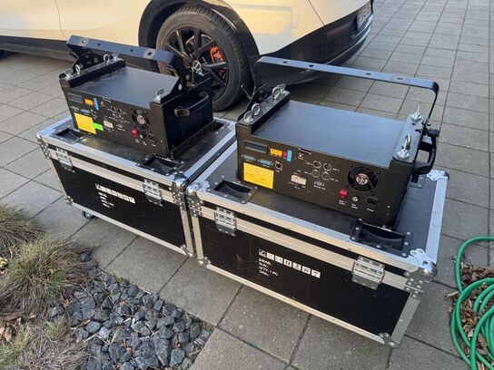 2 stk. Lasere LASERWORLD RS-5200 RGB inkl. flightcase