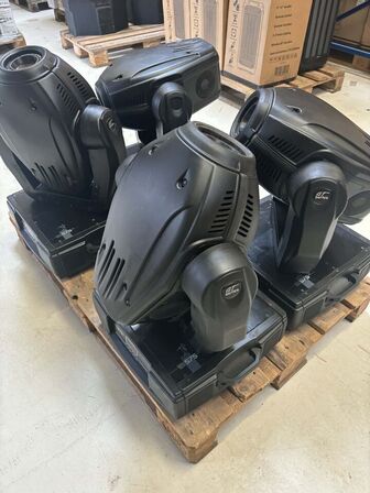 Robe Moving Heads
