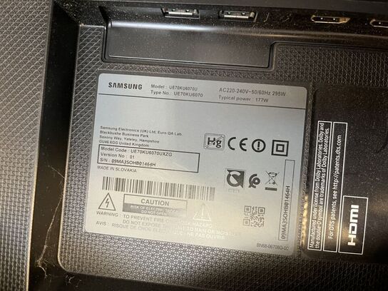 70"  TV SAMSUNG UE70KU6070U