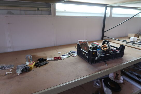 Lager & byggematerialer: Pallereol, værktøj mv. 