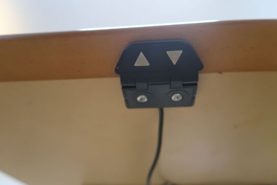 Hæve/sænkebord LINAK Model: CBD5C00030A-009