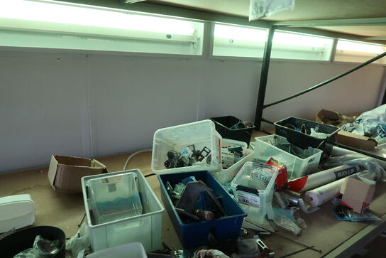 Lager & byggematerialer: Pallereol, værktøj mv. 