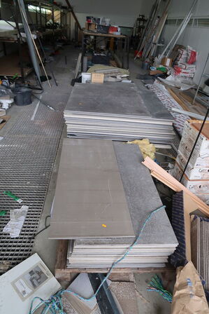 Byggmaterial: Naturstensfliser, stropper mv.  HANG GREY MARBLE