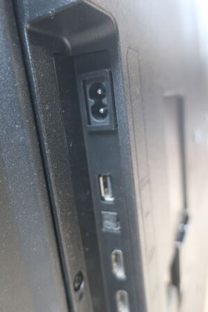 Fjernsyn SAMSUNG UE55AU6905K