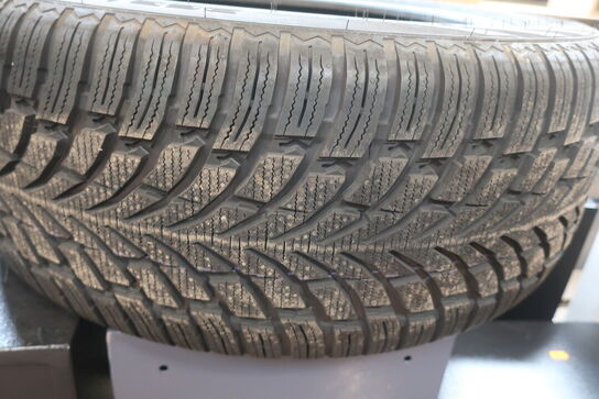 Dæk NOKIAN TYRES 265/45R21