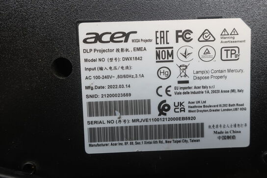 Projector ACER DWX1842