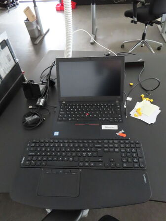 Computer LENOVO