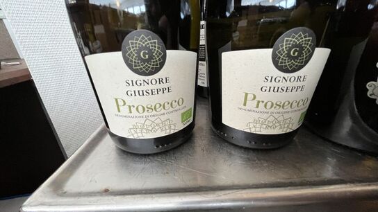 Vin & Spritus 10 Fl. Hvidvin , Likør