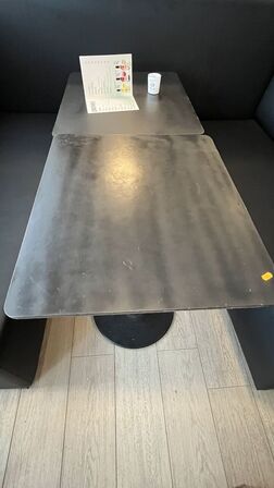 2 Stk  2 Pers. Sofa Moduler + 2 Borde