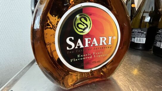 Vin & Spritus 10 Fl. Hvidvin , Likør