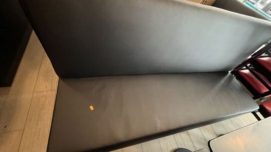 2 Stk  3 Pers. Sofa Moduler + 3 Borde 