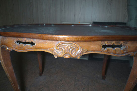 12 stk. møbler, sofa med ny stofrulle til ombetrækning