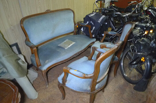 12 stk. møbler, sofa med ny stofrulle til ombetrækning