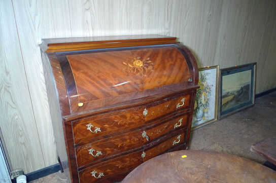 12 stk. møbler, sofa med ny stofrulle til ombetrækning