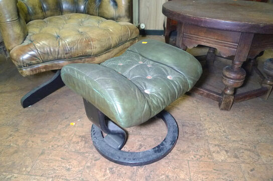 12 stk. møbler, sofa med ny stofrulle til ombetrækning