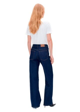 Nicette BAUM UND PFERDGARTEN Str.: 38