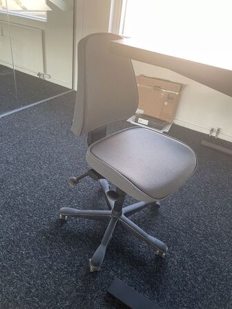 Hæve/sænkebord KINNARPS