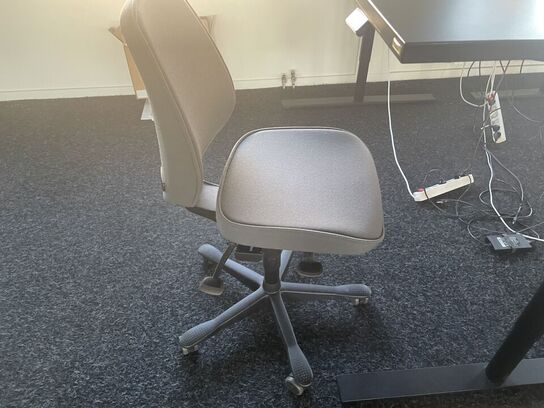 Hæve/sænkebord KINNARPS