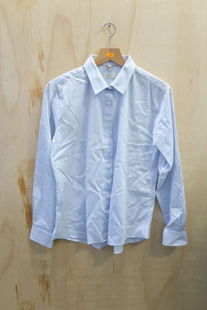 2 stk. Skjorter str. 44 OAKMORE