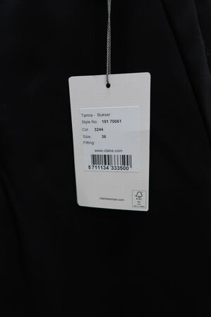 Habitbukser str. 36 CLAIREWOMAN Model: 19170061