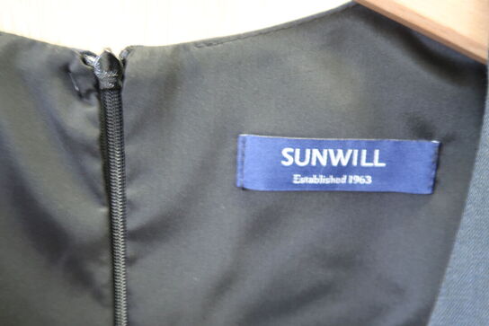 Kjole str. 40 SUNWILL Model: 695