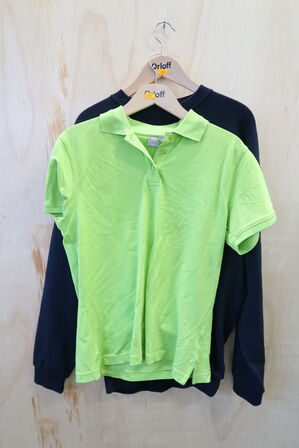 1 stk. Polotrøje, 1 stk. Trøje str. L ID Model: 527, 600