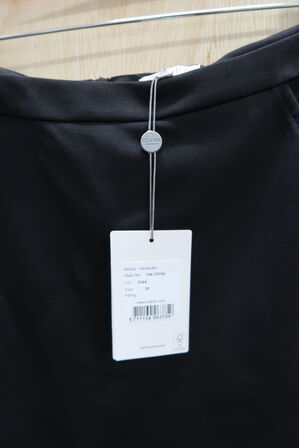 Nederdel str. 38 CLAIREWOMAN Model: 19479787