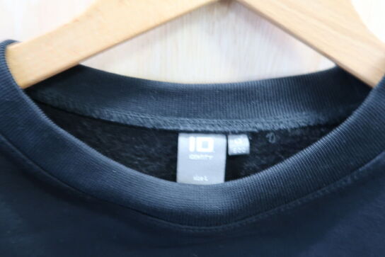 Trøje str. L ID Model: 600