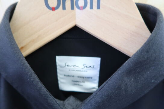 2 stk. Skjorte, 1 stk. Trøje str. M SEVEN SEAS Model: S85