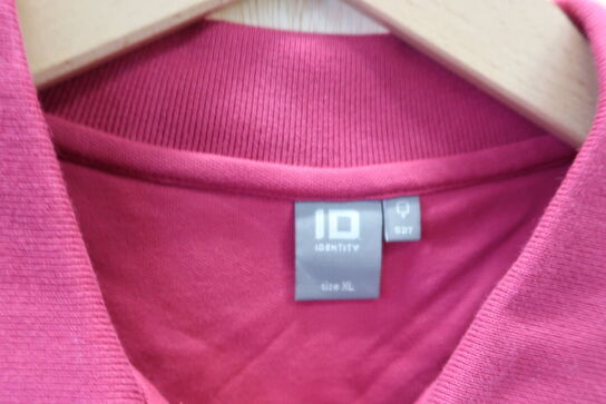 1 stk. T-shirt, 1 stk. Polorøje str. XL ID Model: 527, 510