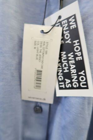 2 stk. Skjorter Str. M SEVEN SEAS Model: S85