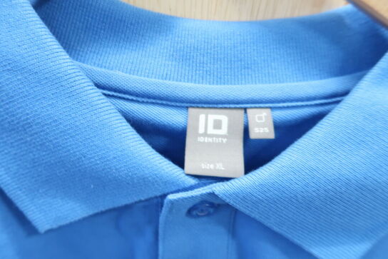 1 stk. Polotrøje, 1 stk. Trøje str. XL ID Model: 660, 525