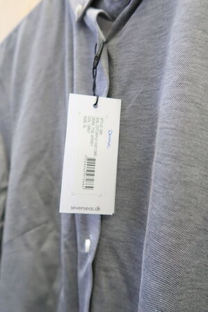 2 stk. Skjorter XL J. HARVEST & FROST, SEVEN SEAS Model: S85