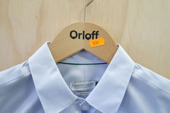 Skjorte str. XS J. HARVEST & FROST Model: 2403183