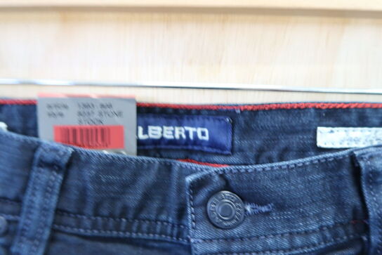 Bukser str. 32/30 ALBERTO Model: 1393-896