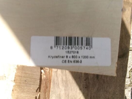 9 stk. krydsfinerplade, birk